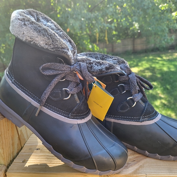 Black Sporto Defrost boots.  New and in the box.  Size 11 with extra laces. - Picture 2 of 5